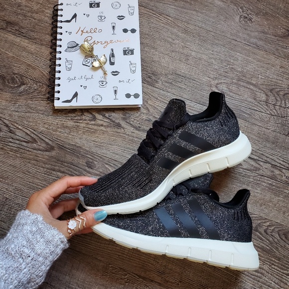 NEW♣️adidas Swift Run - Picture 5 of 8